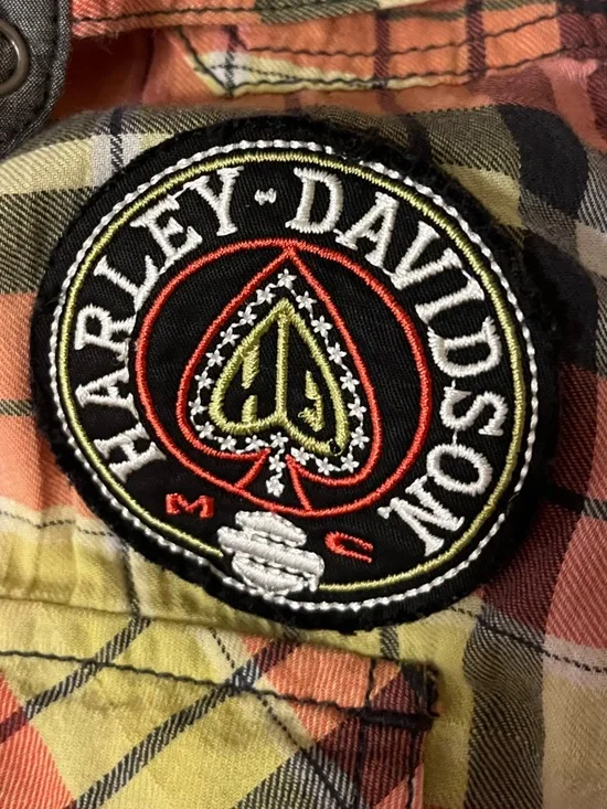 Harley Davidson Plaid Sleeveless Snap-Front Top with Patches, size small - Picture 7 of 12